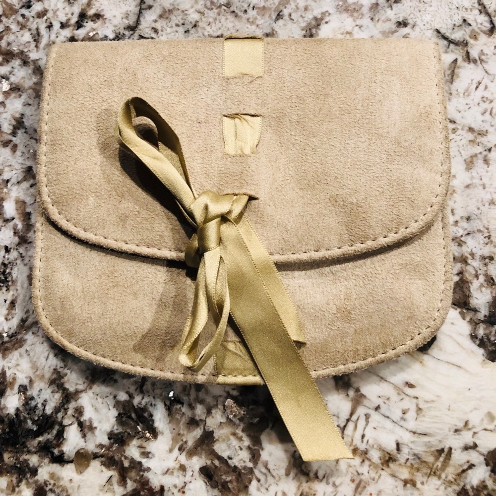 VINTAGE BODY SHOP MINI PURSE